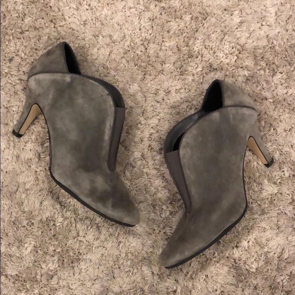 Adrienne Vittadini Topaz Suede Heeled Ankle Bootie